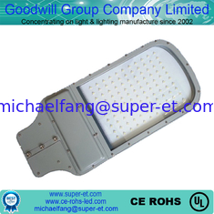 China 110w 120w 130W 140W 150W high lumen IP65 solar led street light 2 year warranty 2700K-7000K supplier